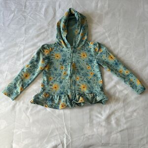 Just One You Made by Carter’s Girls. Size 5 T